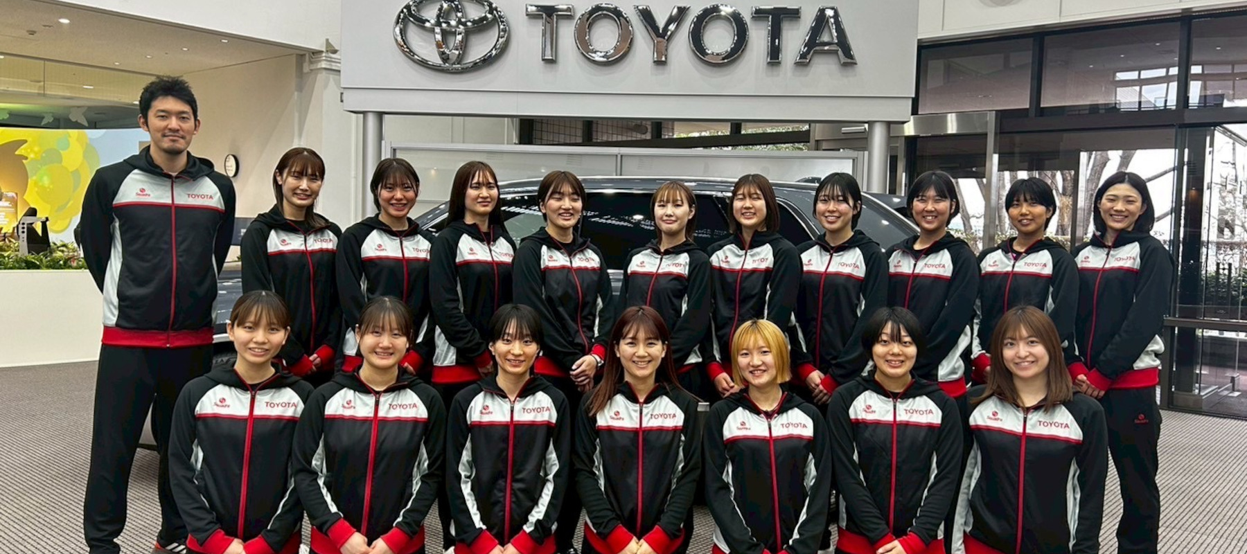トヨタ自動車サンピエナ